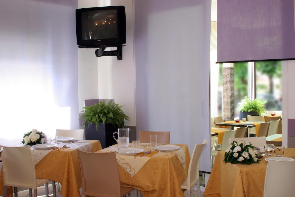 Hotel Villa Rossi 벨레지아아지마리나 외부 사진